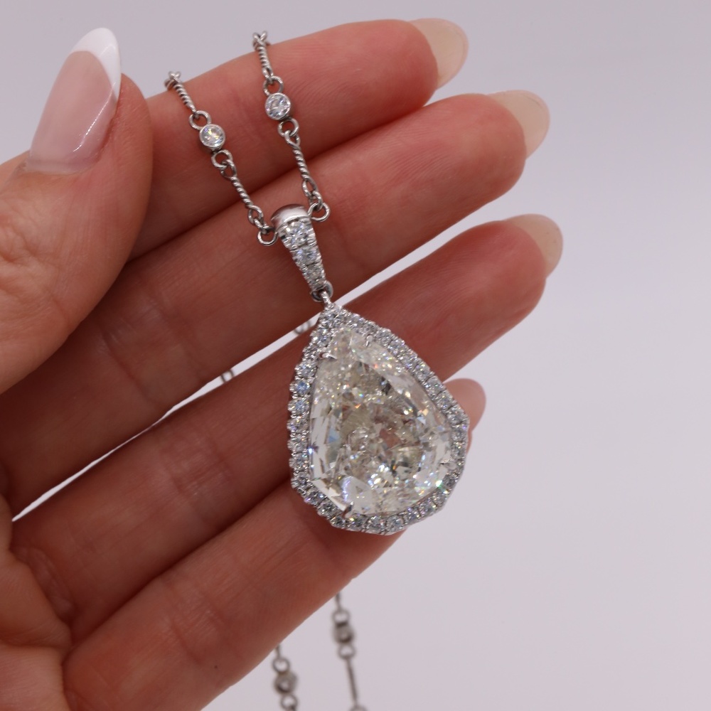 18.83 Carat Superman Diamond Shape - Picture 7 of 7
